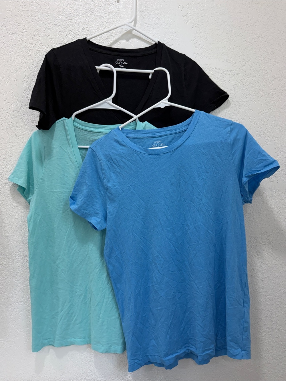 J Crew Slub 3-Pack Solid Color Tee Bundle - Black, Aqua, Blue, Sz L